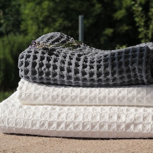 Waffle Weave Bath Towel  Bath Sheet  hand towels washcloths White Cotton   absorbent