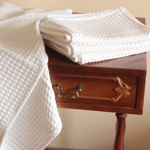 Premium Organic Cotton Waffle Towel, Eco-Friendly Cotton Waffle Towel, Hypoallergenic Waffle Fabric, Textured Weave Spa Towel, OEKO-TEX
