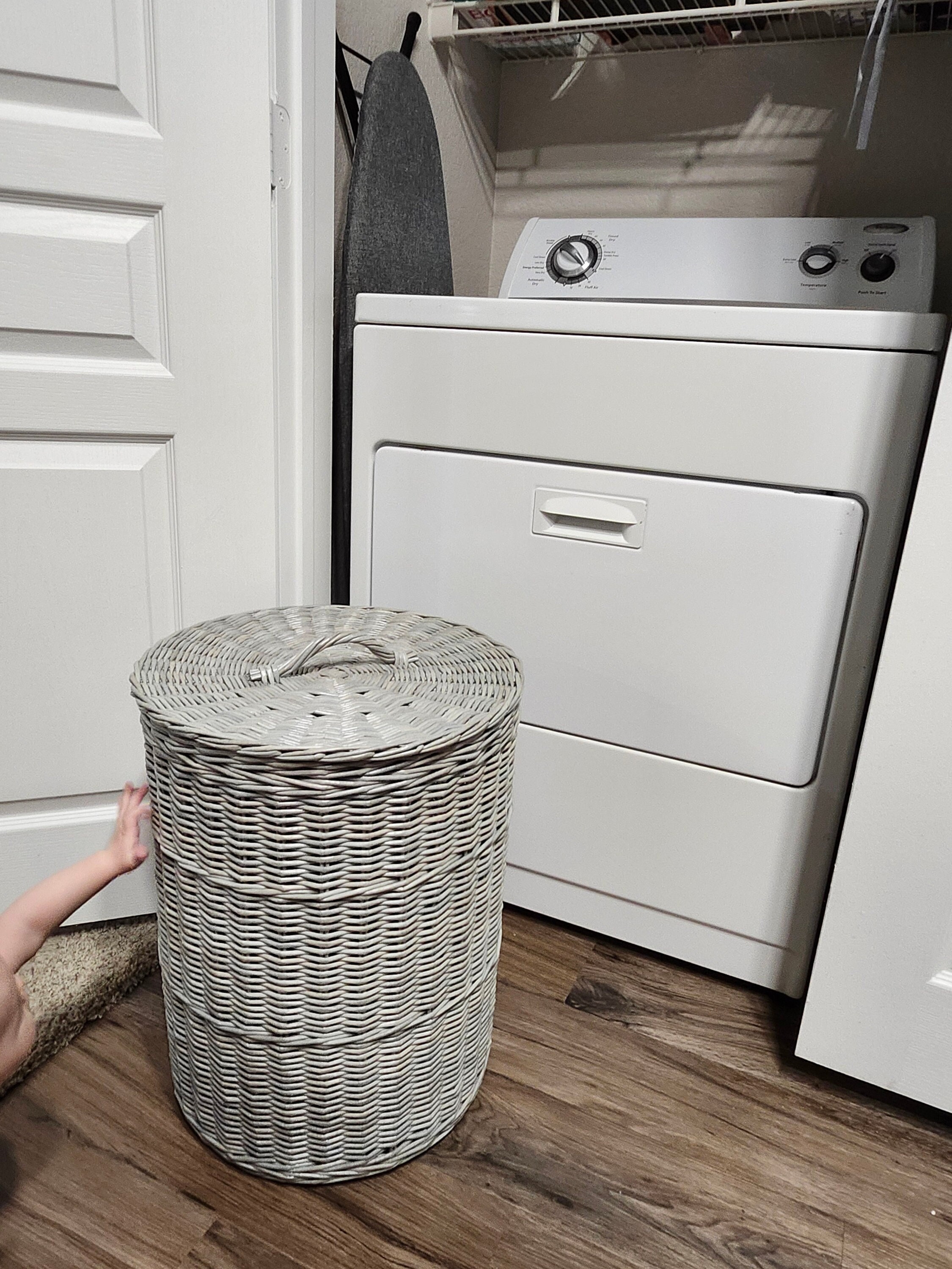 Gray Wicker Laundry Hamper Woven Storage Basket Toys Storage With a Lid