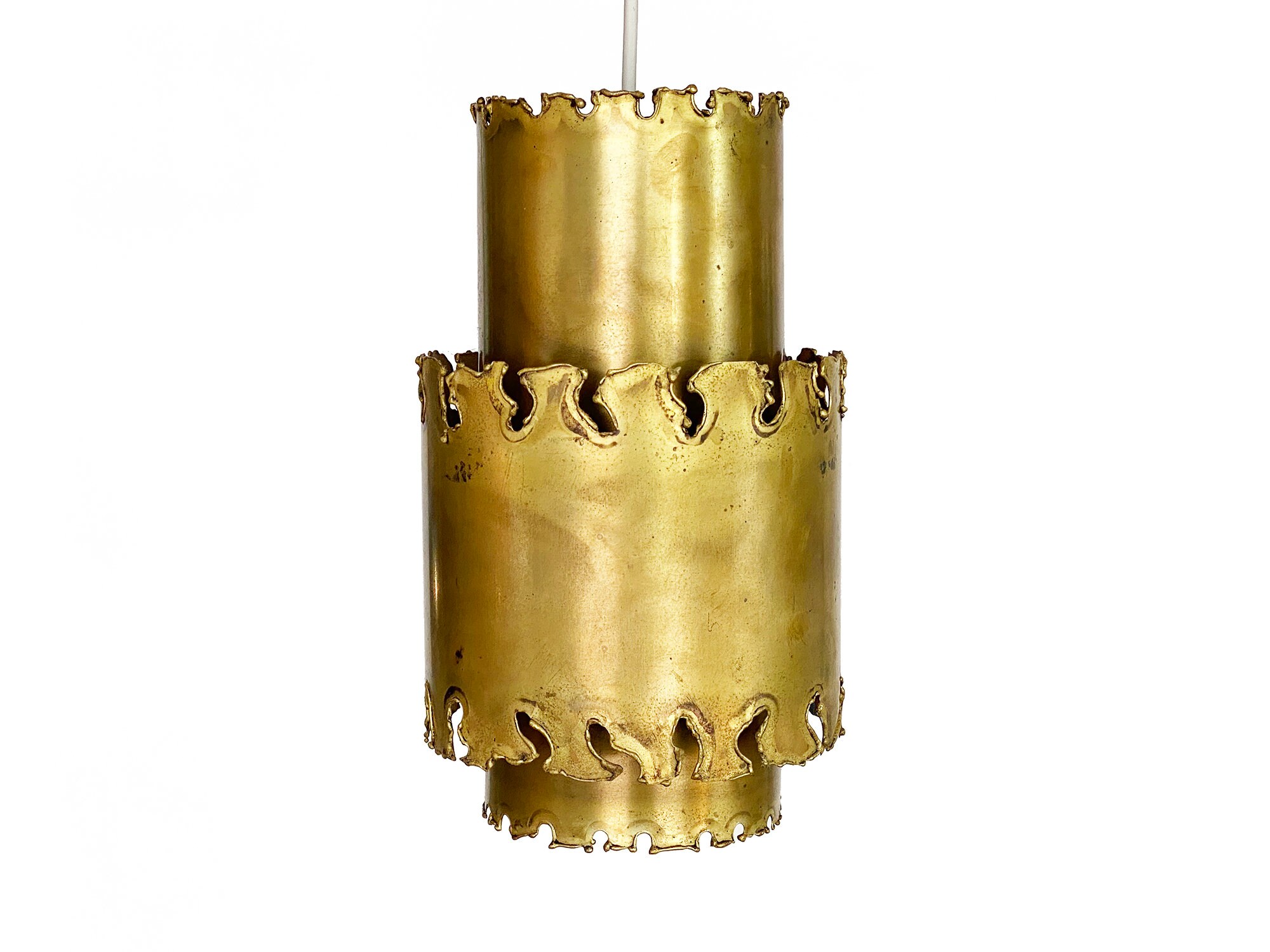 Suspension Brutaliste