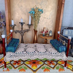 Doll furniture vintage style bed for Blythe Pullip etc Handmade