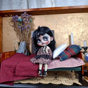 Doll furniture vintage style bed for Blythe Pullip etc Handmade