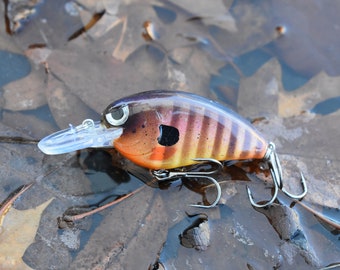 Handmade Custom Painted Fishing Lure - Green Sunny - HCL