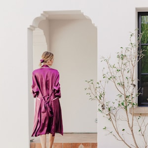 Maulbeerseide Robe | Midi-Länge Loungewear mit Taschen