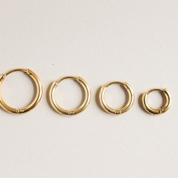 Huggie Earrings 4 pack | Huggie Hoop Earrings | Everyday Earrings | 18K gold plated | 10mm 12mm 14mm 16mm