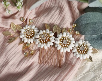 Floral Hair Comb With Crystals And Gold Leaves