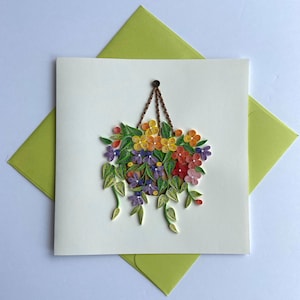 Carte quilling panier de fleurs suspendu, papier d'art, carte de voeux, carte quilling, cartes d'artisanat, carte faite main.