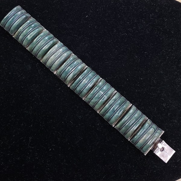 Early Vintage 93 gram Sterling Silver Mexico Geometric Green Onyx 1"w 7" Bracelet  (eB2 24)