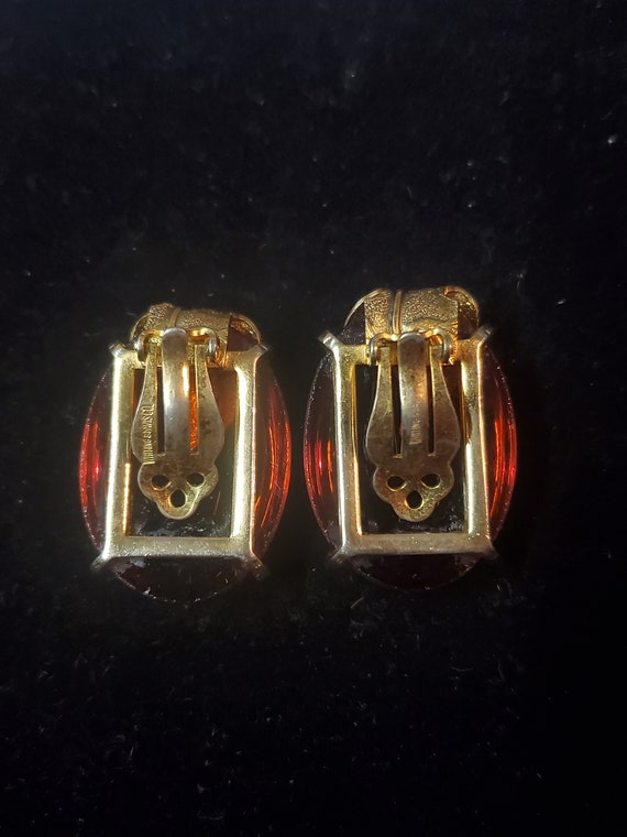 Early Whiting and Davis Lucite Amber Earrings 1.25