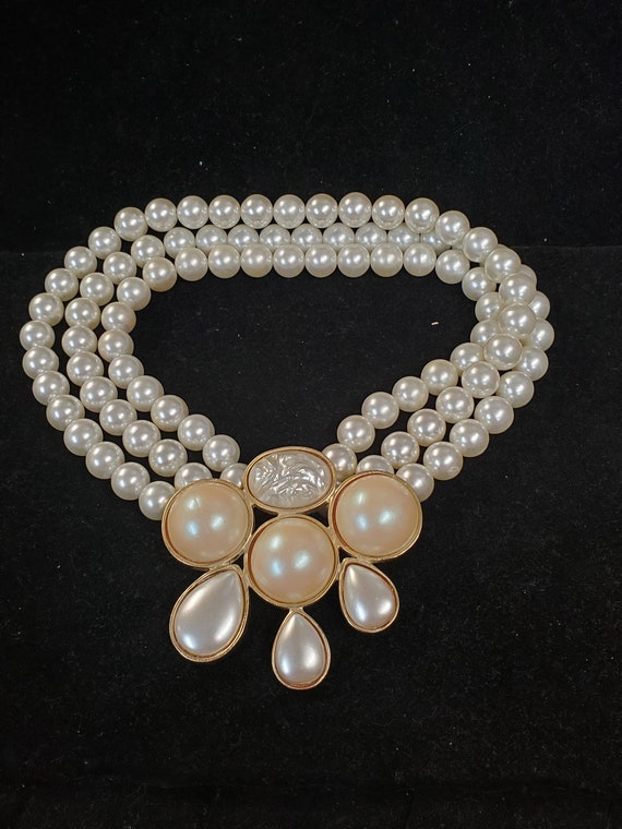 Tess Designs Pearl Runway 17" necklace (Np2) - image 1