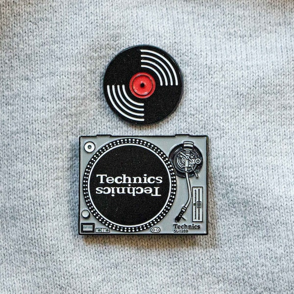 Technics SL1200 Broche en émail doux