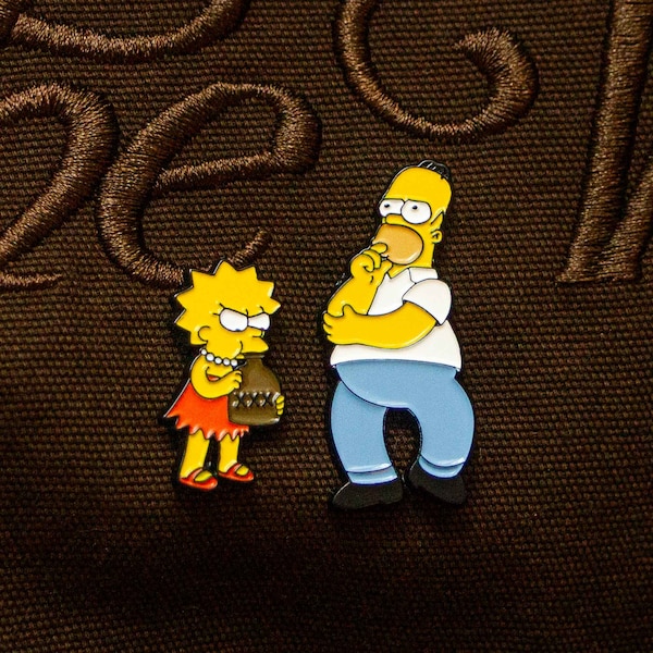 Homer & Lisa Jug Enamel Pin Set