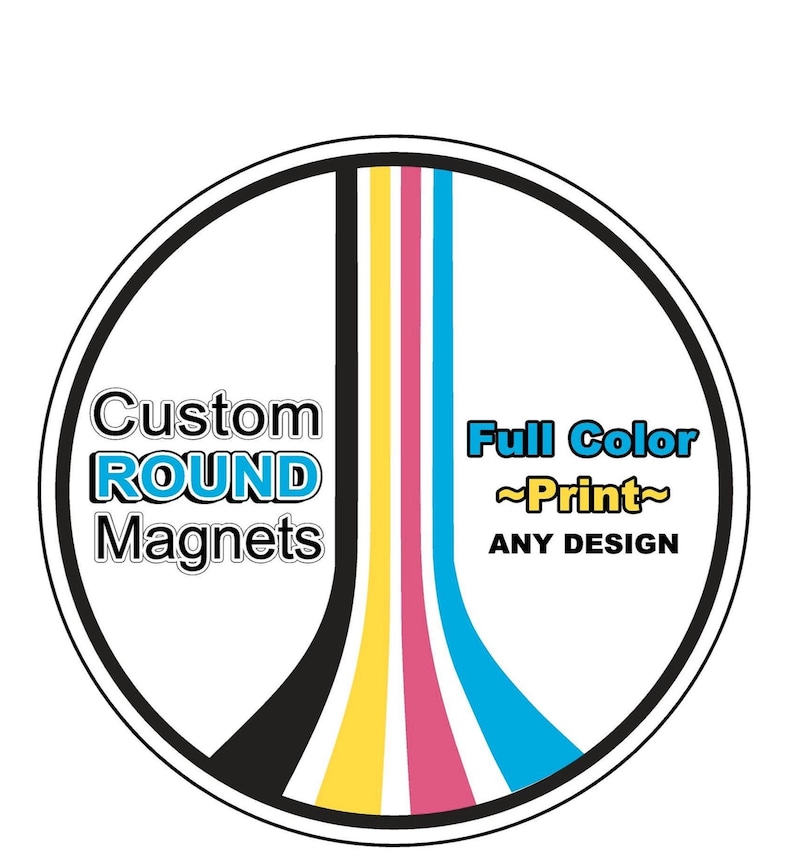 Puede incluir: Im&aacute;n redondo con el texto "Custom ROUND Magnets" en negro y azul. Las palabras "Full Color Print" est&aacute;n en azul y amarillo. El dise&ntilde;o incluye rayas verticales negras, amarillas, rosas y azules.
