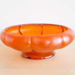 Iridescent Orange &quot;Melon Rib&quot; Fenton Tangerine Satin Finish Bowl Art Glass Vintage