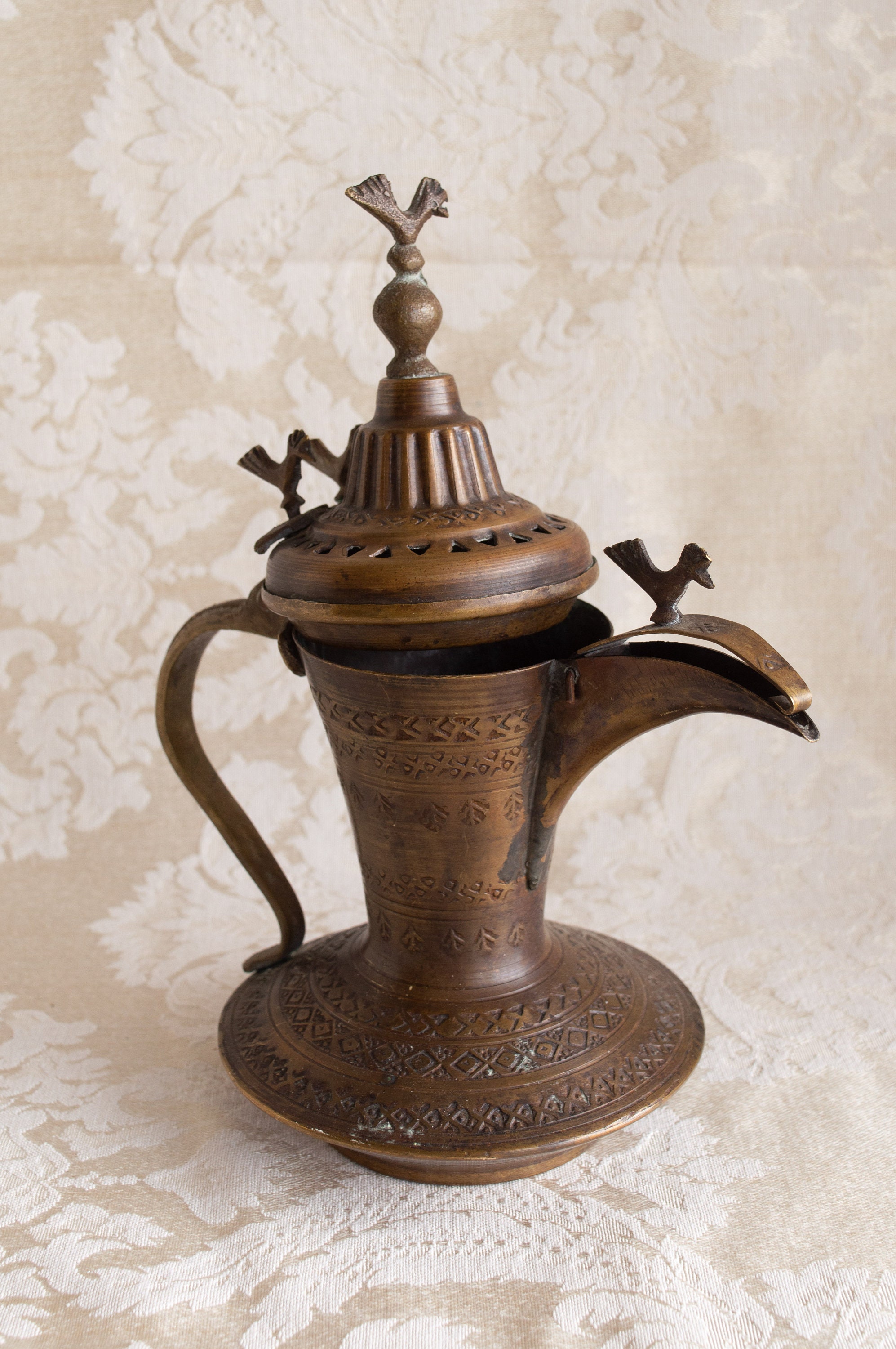 Antigua olla de té de café árabe Dallah Brass Etsy