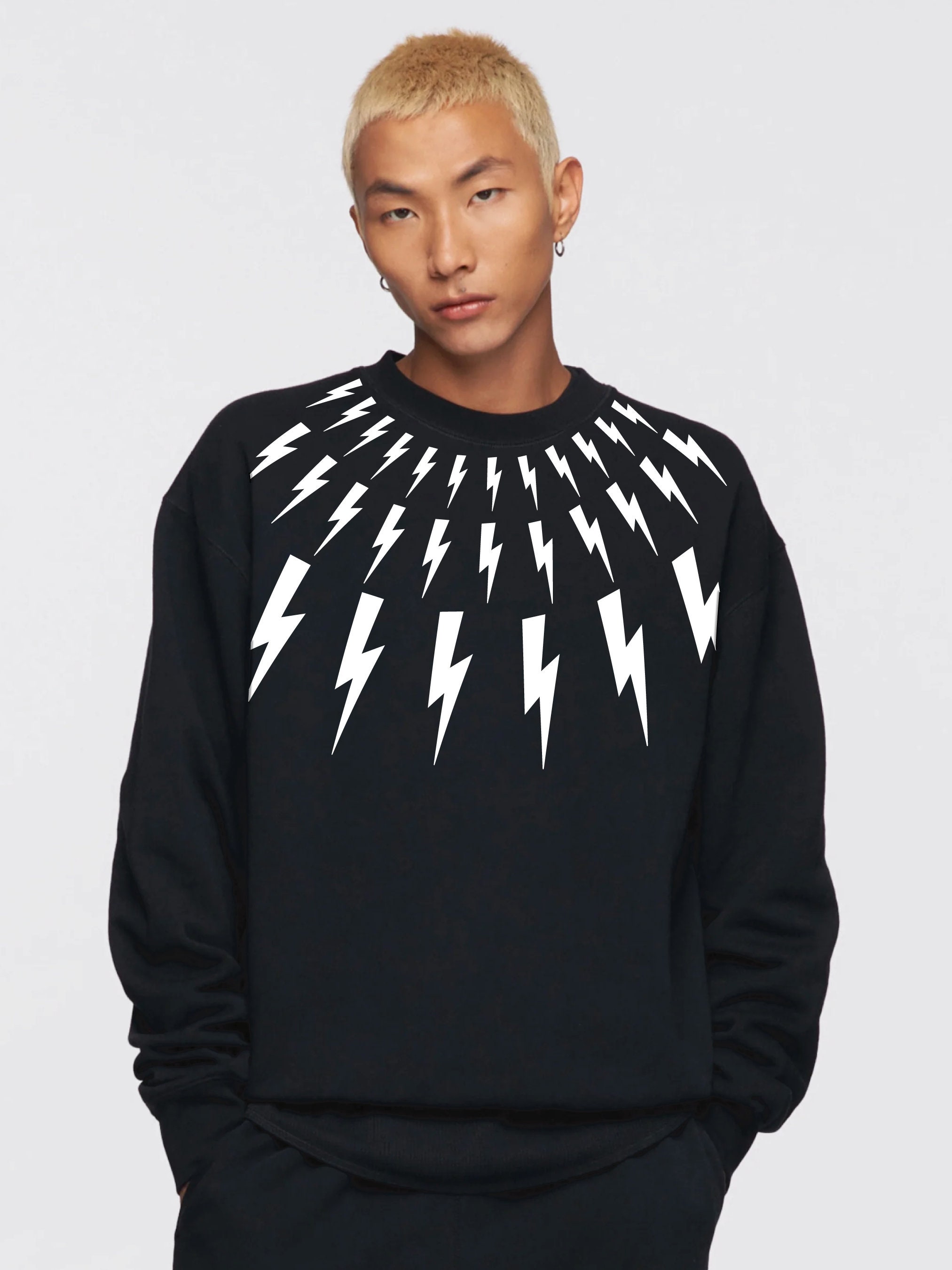 David's lightning online bolt sweater