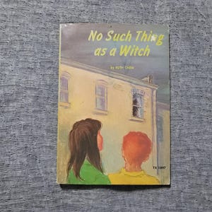 No Such Thing as a Witch - Ruth Chew - Scholastic Book Services