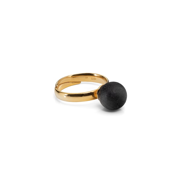 Bague plaquée ambre noir et or, bague plaquée or ambre, pierre précieuse noire, anneau de sphère d’ambre noir