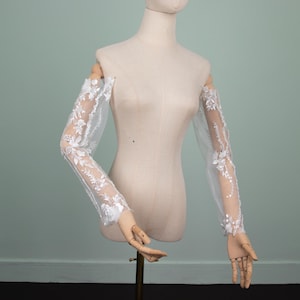 Beaded Floral Lace Bridal Sleeves: Sheer Tulle Wedding Accessory