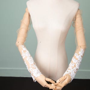 Beaded Floral Lace Bridal Sleeves: Sheer Tulle Wedding Accessory