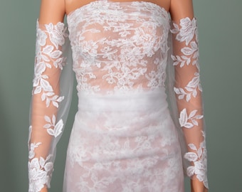 Chantilly Lace Wedding Sleeves: Ivory Fingerless Gloves, Personalized Bridal