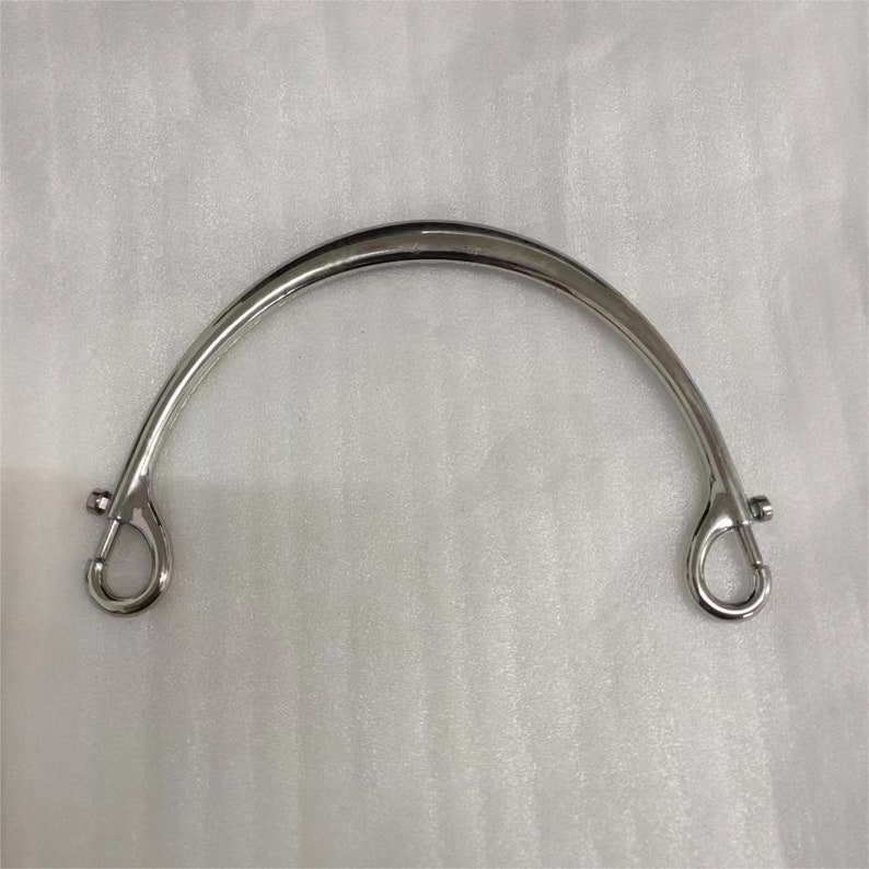 High-quality Zinc Alloy Hanging Plated Handle New Style Bag Alloy Handle Spring Buckle Handle Silver