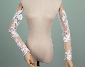 Chantilly Lace Wedding Sleeves: Ivory Fingerless Gloves, Personalized Bridal