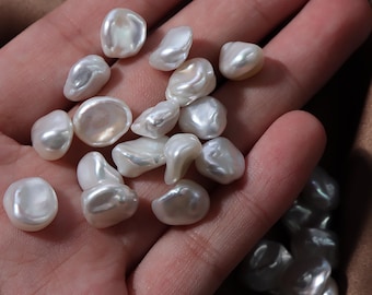 Perlina sfusa di perle barocche d'acqua dolce bianche ad alta lucentezza (10 mm)