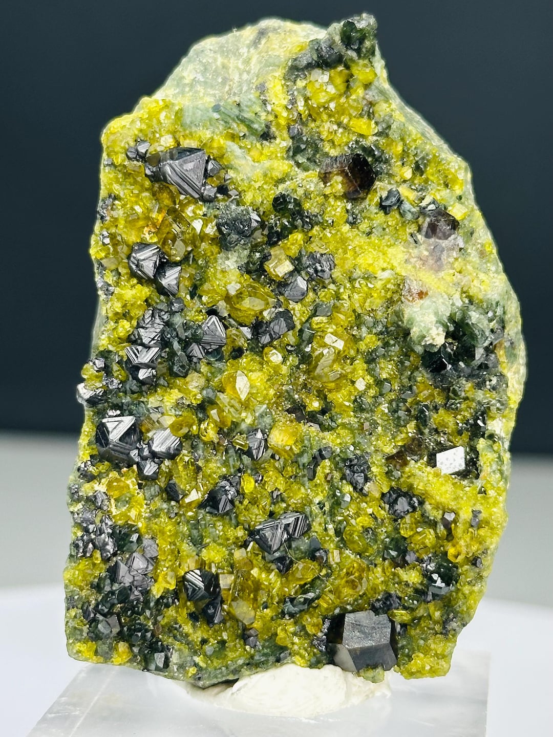 Natural Rare Combination of Magnetite With Epidote and Andradite ...