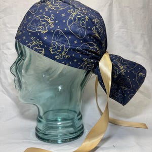 Ponytail Scrub Cap - Blue and Gold Anatomical Heart