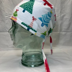 Scrub Cap with Ties - Christmas Trees