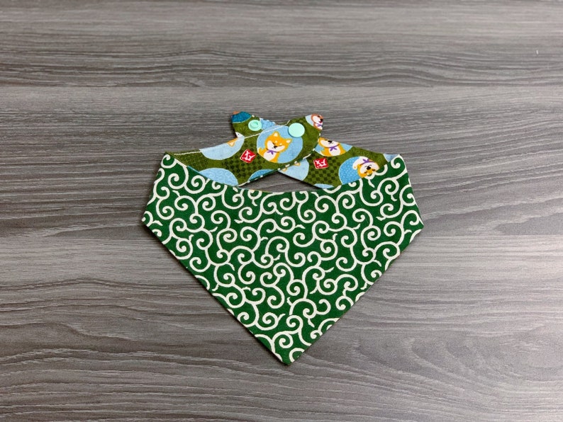 Karakusa Shiba Two-Sided Reversible Bandana