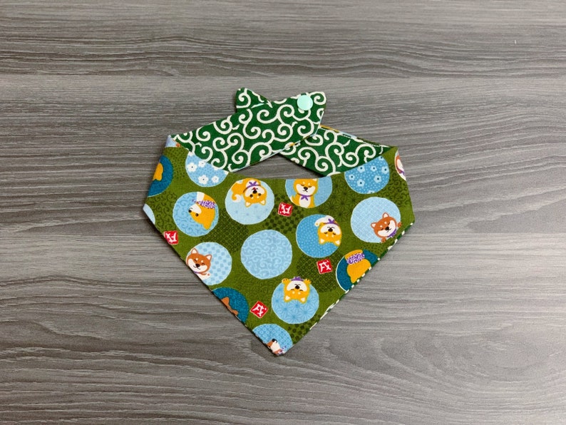 Karakusa Shiba Two-Sided Reversible Bandana