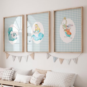 Lot de 3 impressions murales Alice au pays des merveilles | Impressions d'art Alice, le lapin blanc et le chat du Cheshire | Décoration de chambre d'enfant| Art imprimable| L 106
