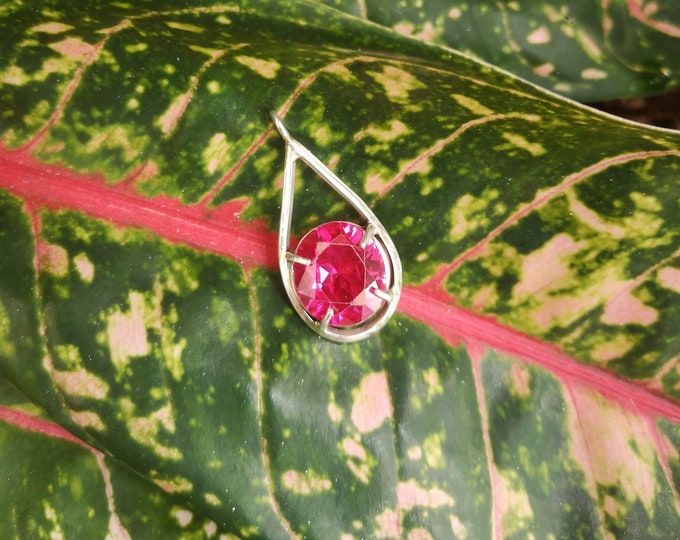 Handmade Silver Tear Drop Shape Red Stone Pendant