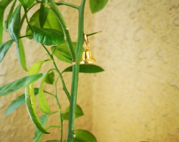 Gold Jingle bell charm/pendant