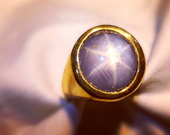 Star Sapphire Round Cabochon Gold Ring