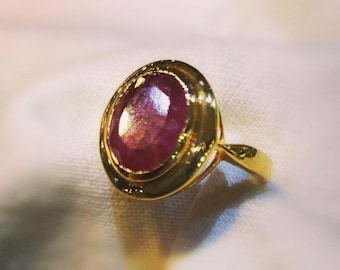 Vintage Ruby Solitaire Gold Ring