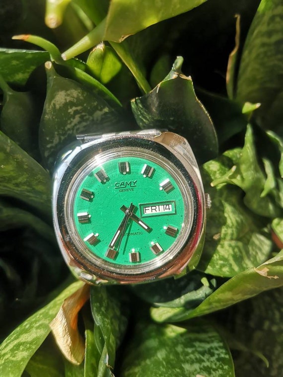 Camy Green Face Watch