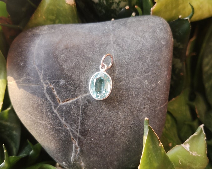 Handmade Silver Pendant set with Ocean blue stone