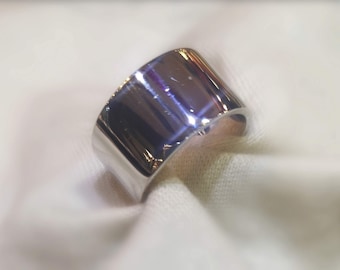 Bold White Gold Band