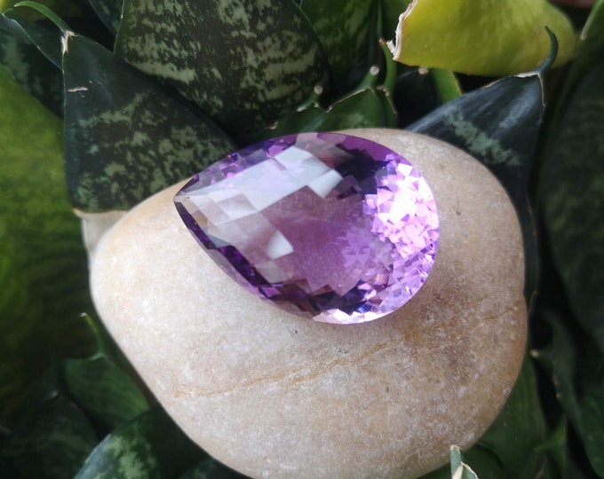 Tear Drop shape Amethyst Gemstone