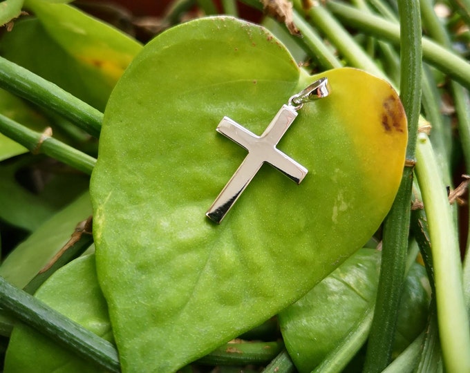 Simple White Gold Cross Pendant