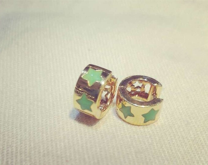 Green Star Enamel Gold Hoop Earrings