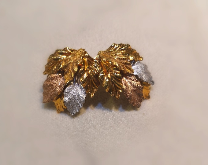 Three Toned Gold Leaves Earstuds