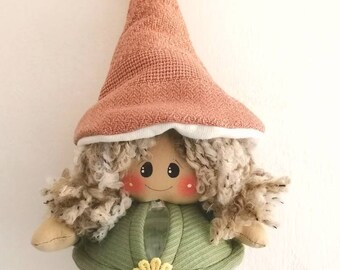 Elf on ball