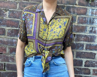 90s Ditsy Floral Short Sleeved Collared Blouse Size UK 10-12