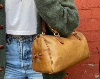 90s Distressed Small Tan Leather Duffle Bag