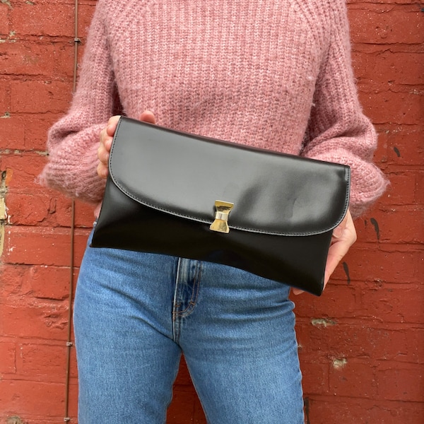 Simple Black Envelope Clutch Bag with a Chain Strap