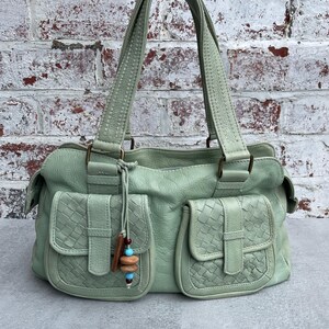 Hidesign Pastellgrün Weiche genarbte Ledertasche mit zwei Griffen